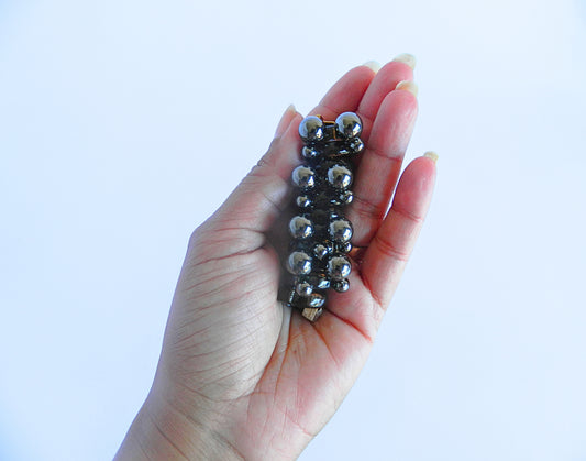 Spiral pearl hair tie - black